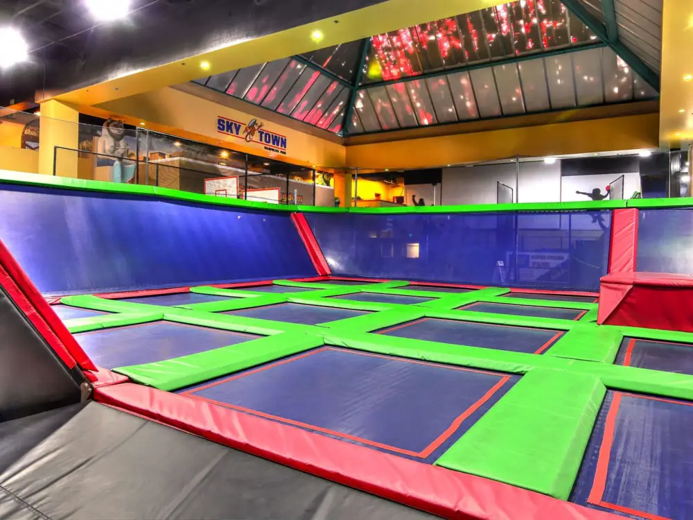 Big Air Trampoline Park - Corona