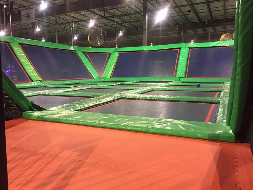 indoor trampoline park newport news va