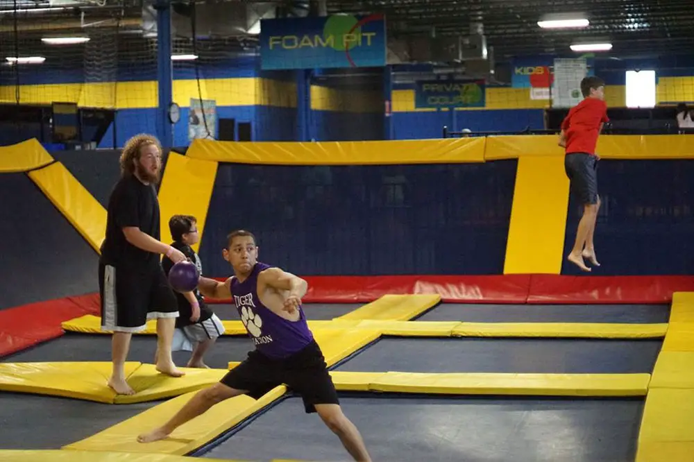 Sky High Sports - Naperville Facility Image